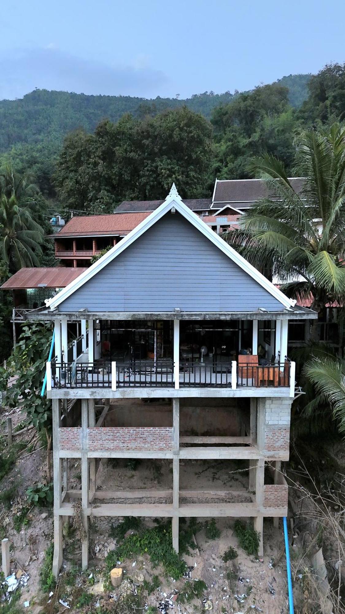 Inn Riverside Hostel Pb Muang Pakbèng Exterior foto